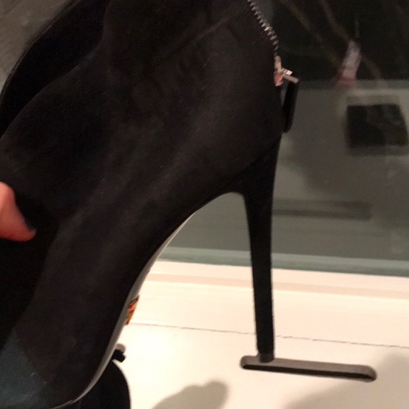 Prada Green and Black Suede Booties - Picture 4 of 6